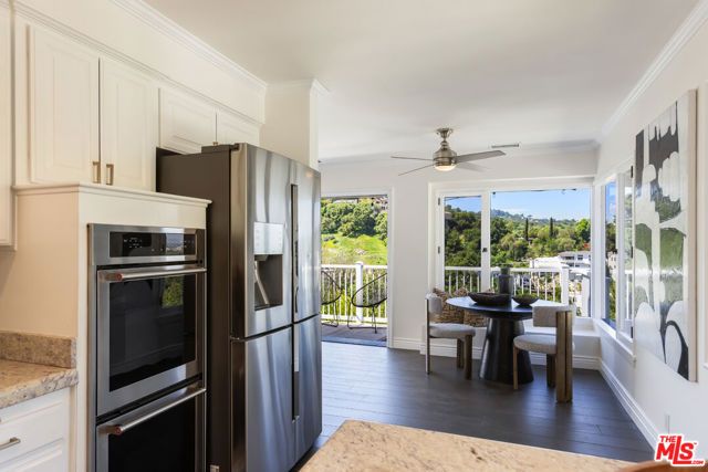 3819 Sunswept Drive, Studio City (los Angeles), CA 91604