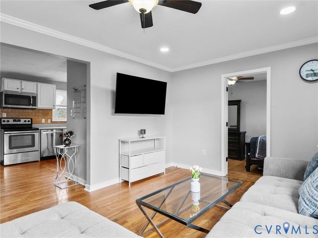 6000 Phelps St, Glen Allen, VA 23060