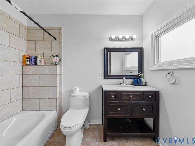 6000 Phelps St, Glen Allen, VA 23060