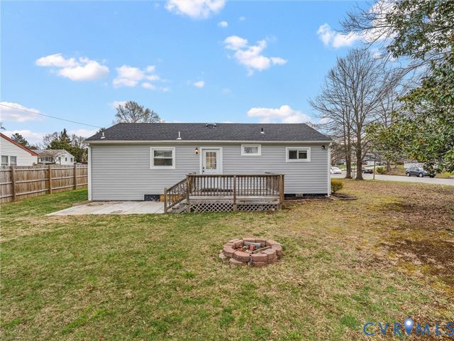 6000 Phelps St, Glen Allen, VA 23060