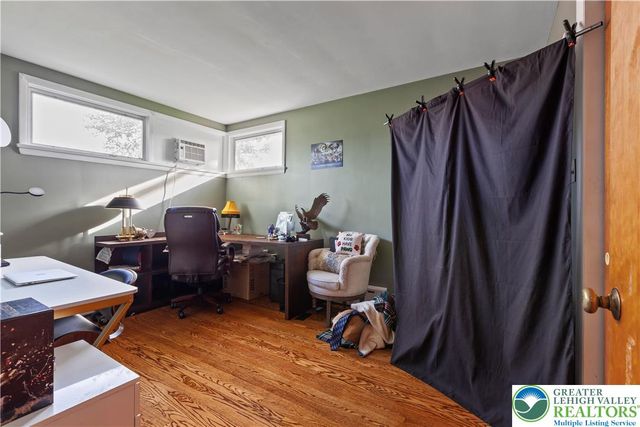 30 North 37th Street, South Whitehall Twp, PA 18104