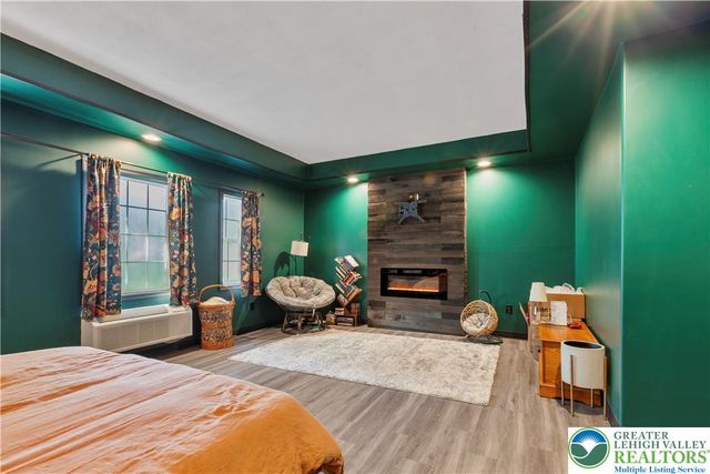 30 North 37th Street, South Whitehall Twp, PA 18104