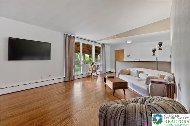 30 North 37th Street, South Whitehall Twp, PA 18104