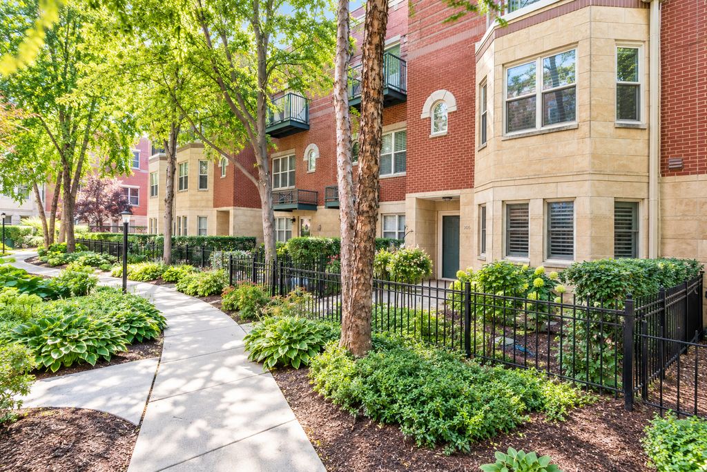 4530 S Woodlawn Avenue 305, Chicago, IL 60653 — photo 2