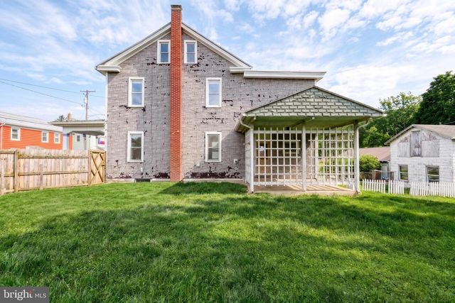 619 NORTH ST, Lykens, PA 17048