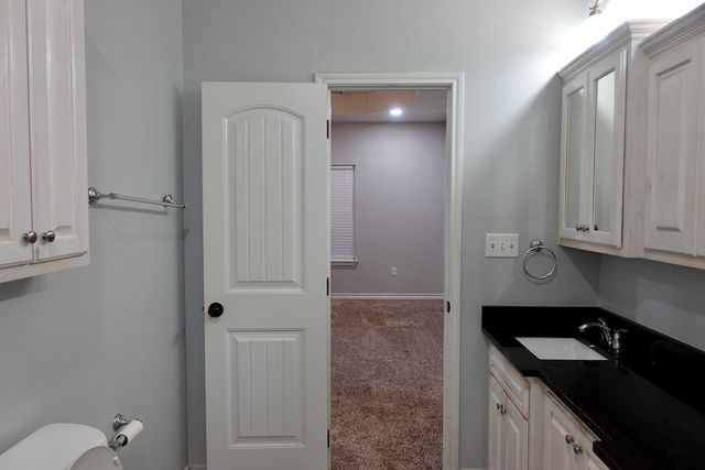 504 S Madison, Midland, TX 79701