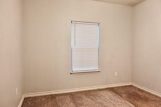 504 S Madison, Midland, TX 79701