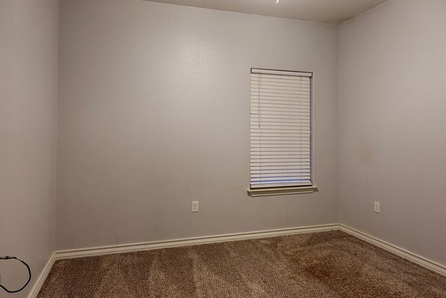 504 S Madison, Midland, TX 79701