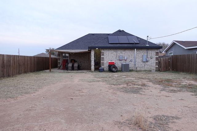 504 S Madison, Midland, TX 79701