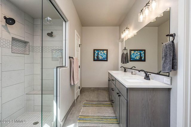 6516 Blackbird Road, Las Cruces, NM 88012