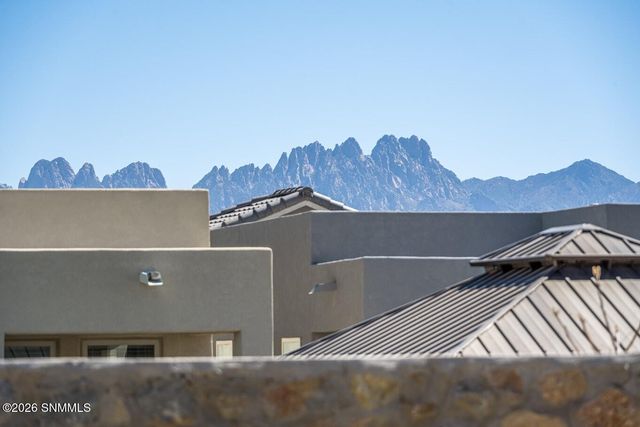 6516 Blackbird Road, Las Cruces, NM 88012