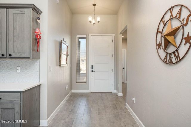 6516 Blackbird Road, Las Cruces, NM 88012