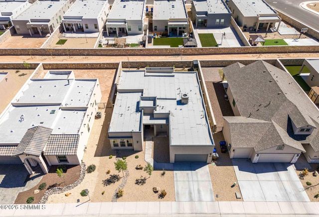 6516 Blackbird Road, Las Cruces, NM 88012