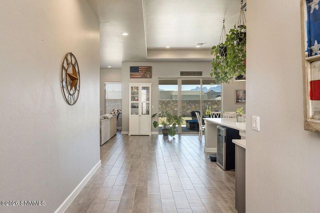 6516 Blackbird Road, Las Cruces, NM 88012