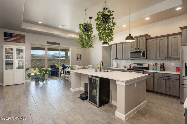 6516 Blackbird Road, Las Cruces, NM 88012