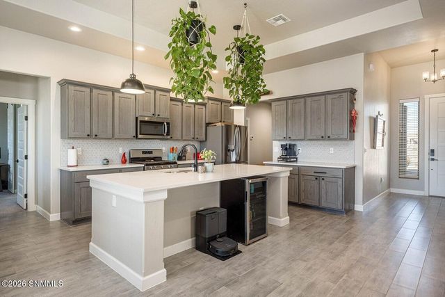 6516 Blackbird Road, Las Cruces, NM 88012