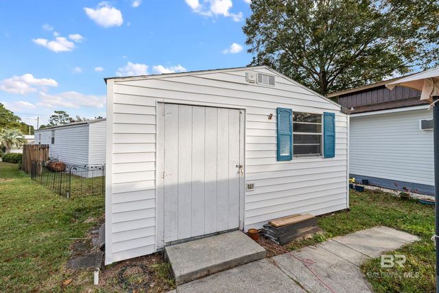741 Buena Vista Drive, Lillian, AL 36549
