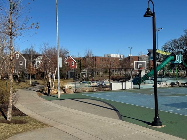 19 Wyatt St 19, Somerville, MA 02143