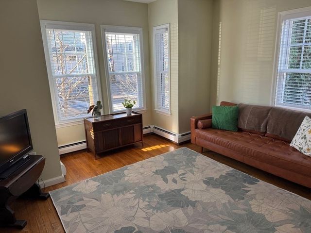 19 Wyatt St 19, Somerville, MA 02143