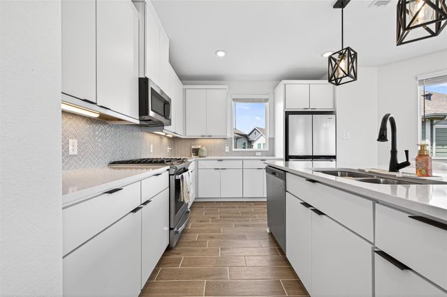 15174 Post Oak Falls Dr, Cypress, TX 77433