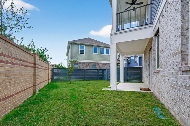 15174 Post Oak Falls Dr, Cypress, TX 77433