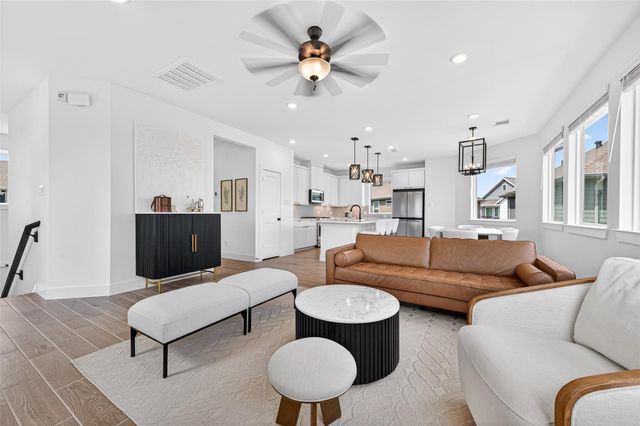 15174 Post Oak Falls Dr, Cypress, TX 77433