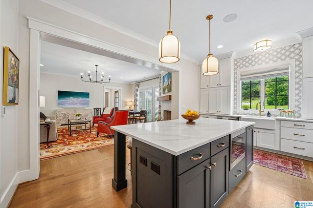 3 TROON, Birmingham, AL 35242