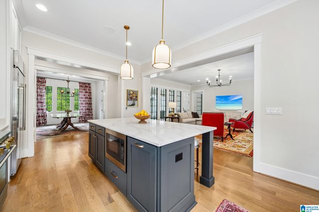 3 TROON, Birmingham, AL 35242