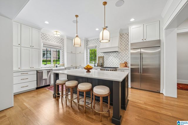 3 TROON, Birmingham, AL 35242