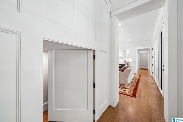 3 TROON, Birmingham, AL 35242