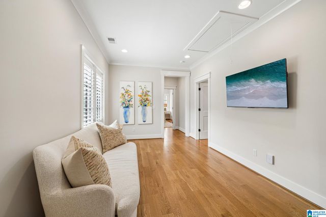 3 TROON, Birmingham, AL 35242