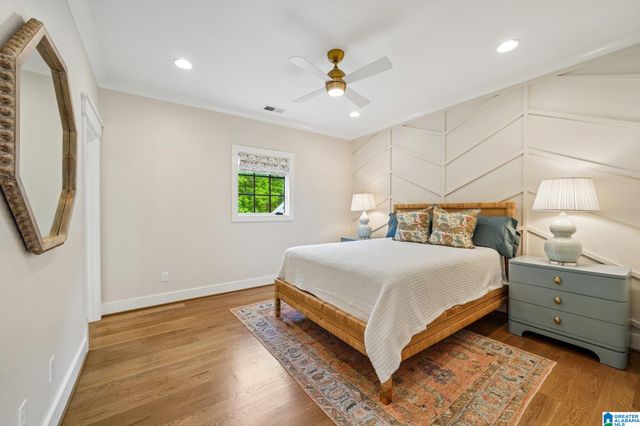 3 TROON, Birmingham, AL 35242
