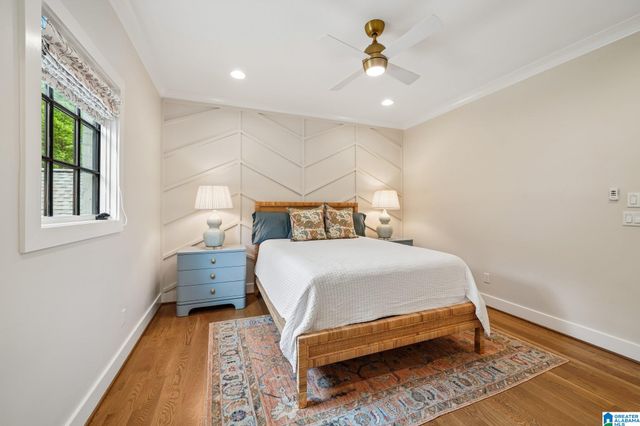 3 TROON, Birmingham, AL 35242