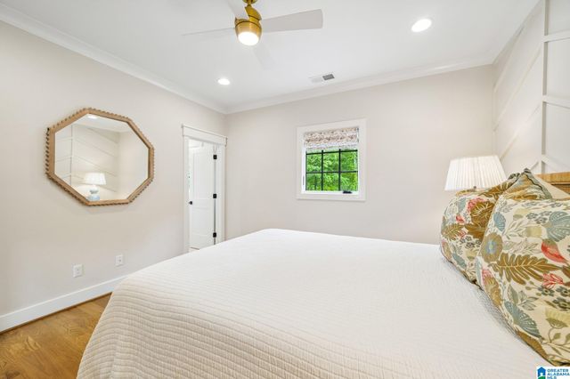 3 TROON, Birmingham, AL 35242