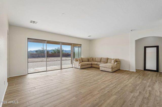3518 N MANSFIELD Drive, Litchfield Park, AZ 85340