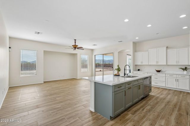 3518 N MANSFIELD Drive, Litchfield Park, AZ 85340