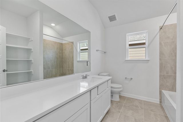 2238 Villa Clara Drive, Friendswood, TX 77546