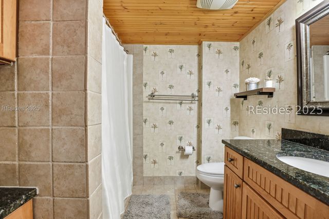 70 Paddle Boat Ln Apt 303D, Hilton Head Island, SC 29928