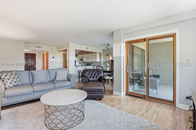 70 Paddle Boat Ln Apt 303D, Hilton Head Island, SC 29928