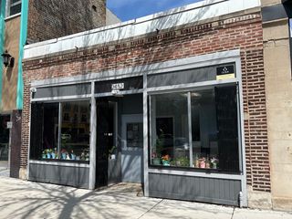 2452 W Division Street, Chicago, IL 60622