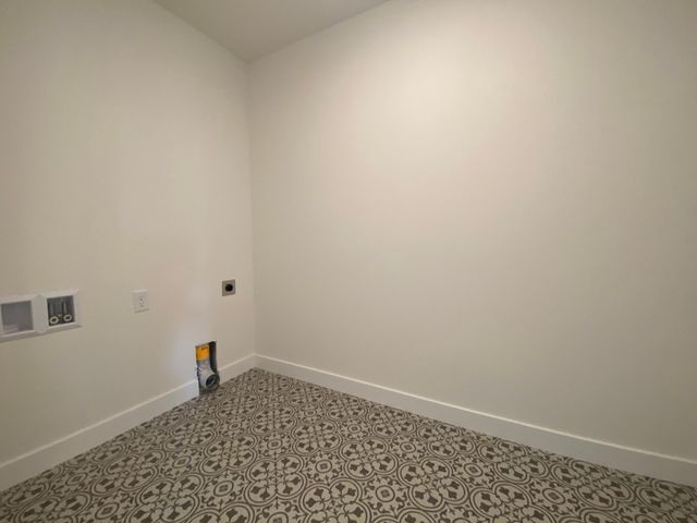 16651 S Manor Road, Eden Prairie, MN 55344