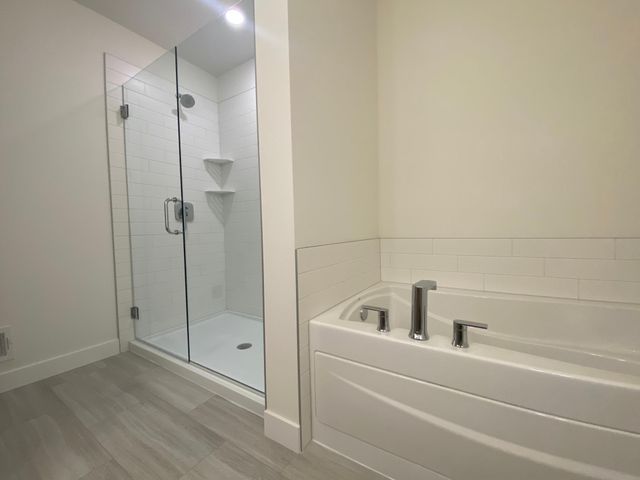 16651 S Manor Road, Eden Prairie, MN 55344