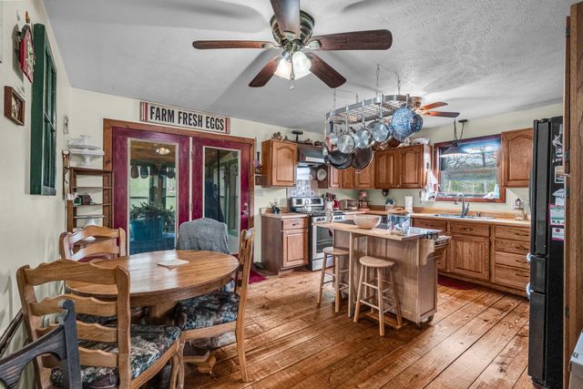 321 Coyote Trail, Gainesville, MO 65655