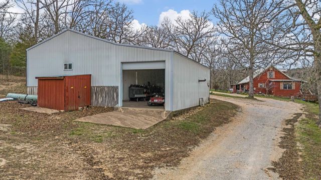 321 Coyote Trail, Gainesville, MO 65655
