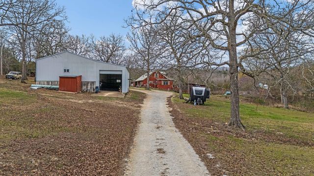 321 Coyote Trail, Gainesville, MO 65655