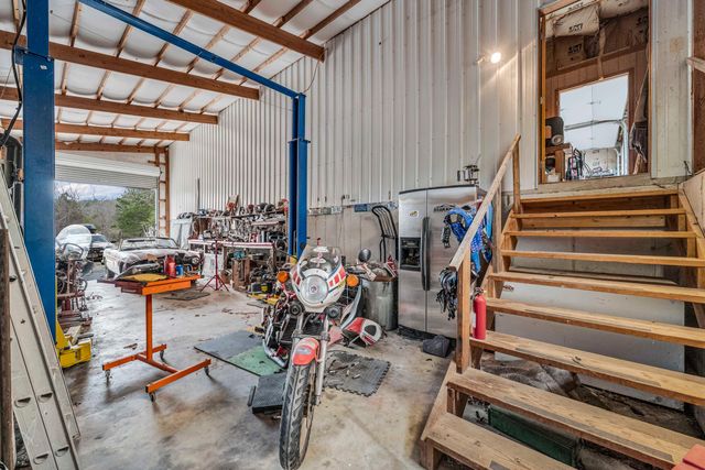 321 Coyote Trail, Gainesville, MO 65655