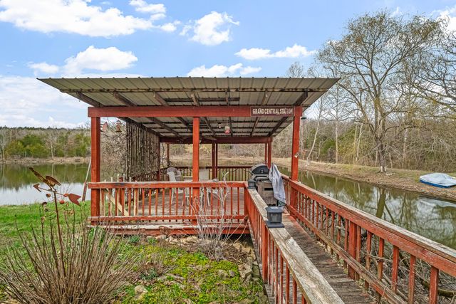 321 Coyote Trail, Gainesville, MO 65655