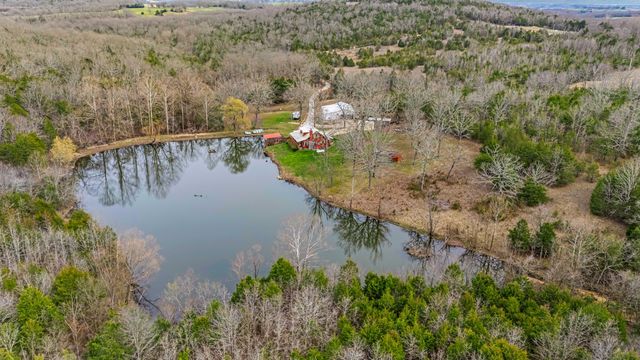 321 Coyote Trail, Gainesville, MO 65655