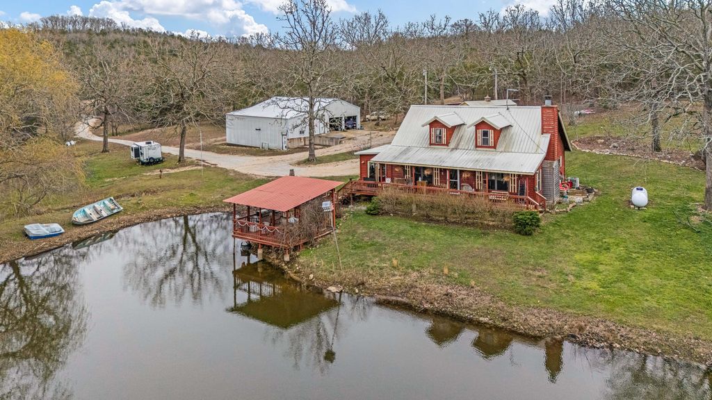 321 Coyote Trail, Gainesville, MO 65655