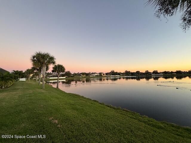 2179 Snapdragon Drive NW, Palm Bay, FL 32907